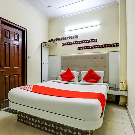 Hotel O Tushar Continental New Delhi Exterior photo