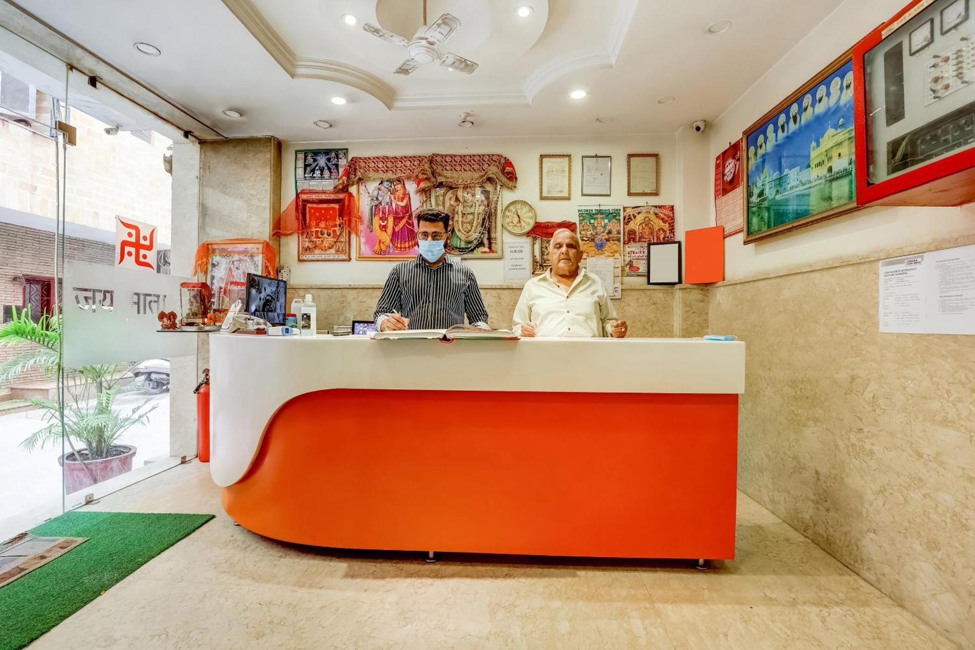 Hotel O Tushar Continental New Delhi Exterior photo