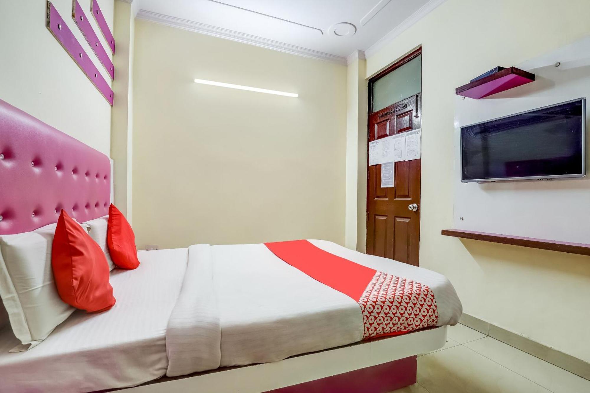Hotel O Tushar Continental New Delhi Exterior photo