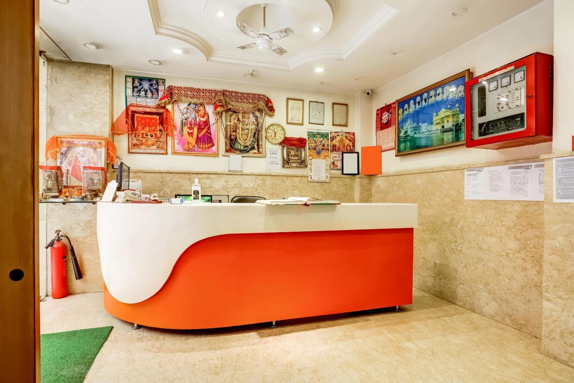 Hotel O Tushar Continental New Delhi Exterior photo